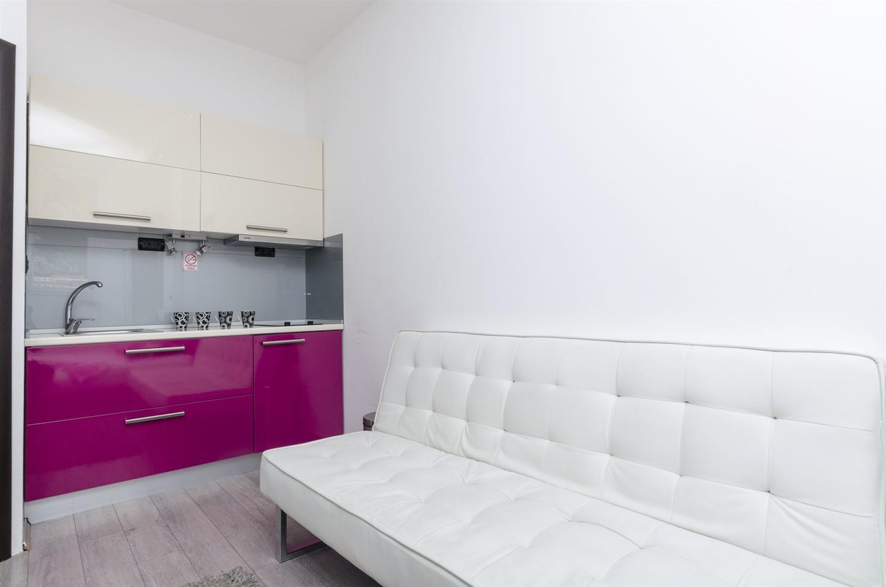 Apartment Antonela Omiš Buitenkant foto